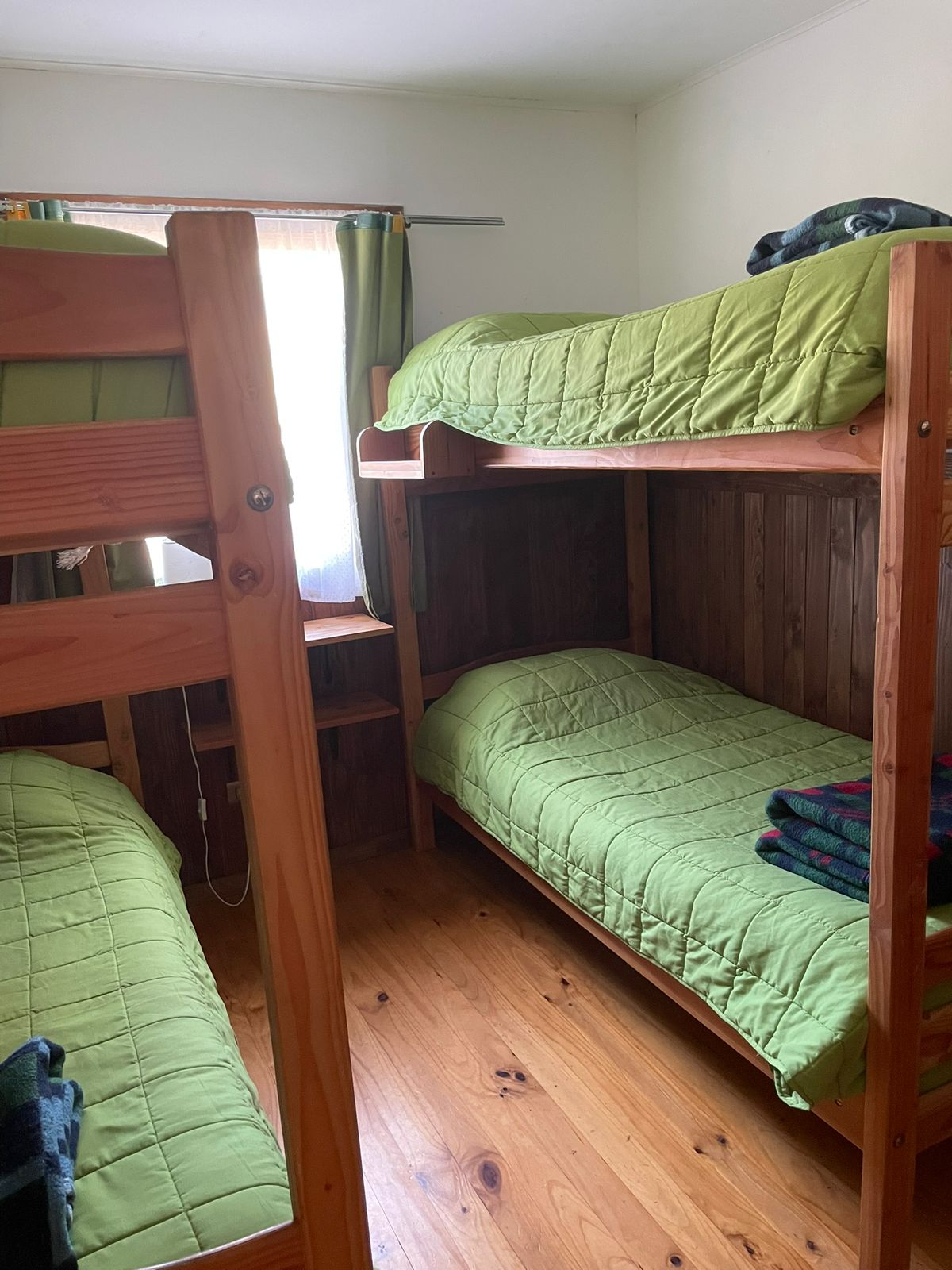 Zimmer Stockbett Bild 1